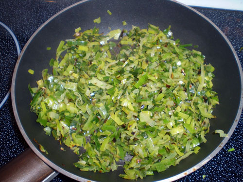 LEEK (Allium porrum L.) (heated)